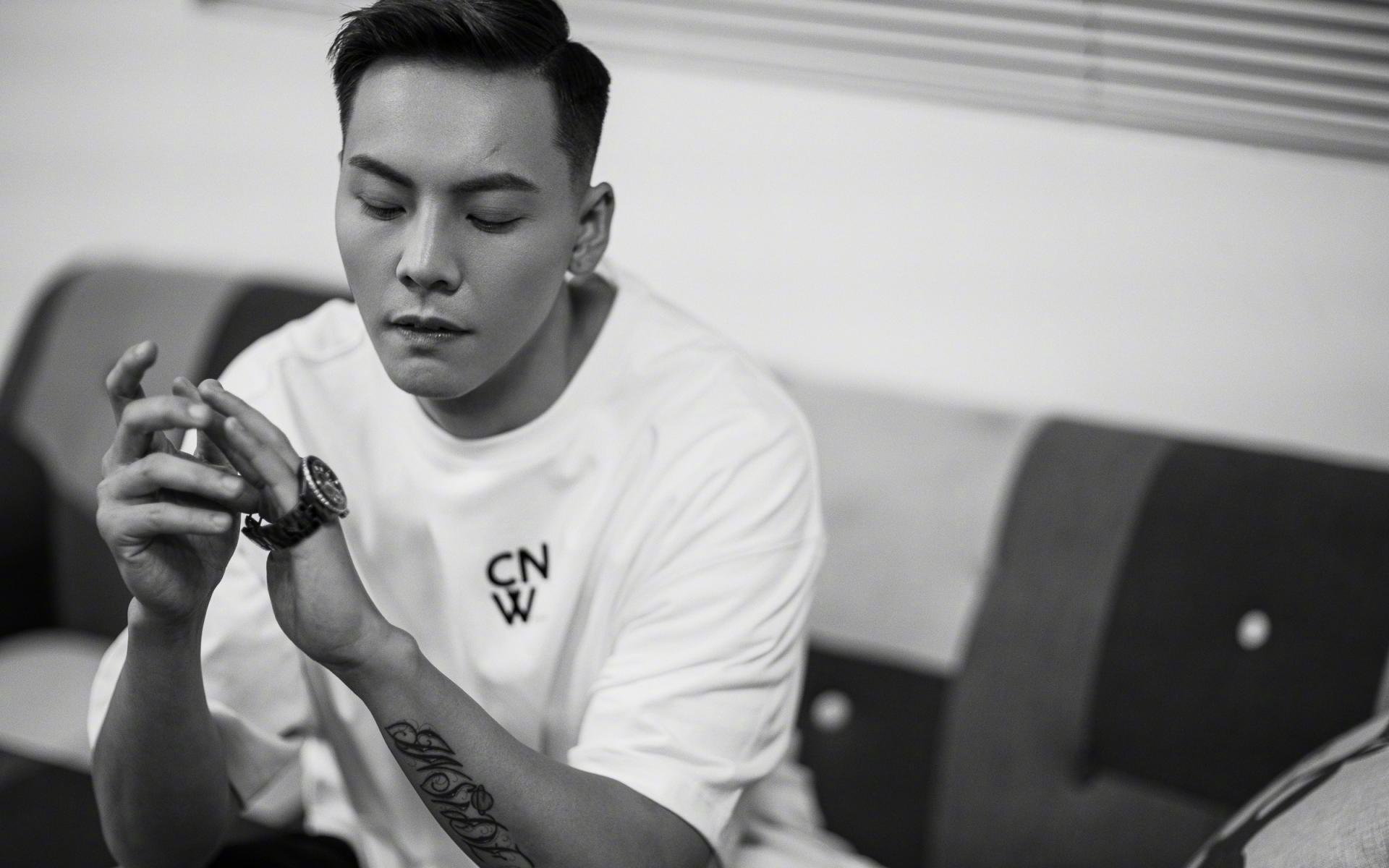 唐纳德·高尔的攻防转换，带领袋鼠队稳定战局，唐纳德高德纳